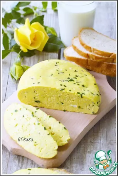 Домашний сыр с зеленым луком и тмином