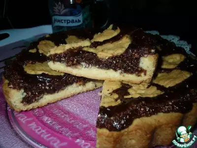 Хрустящий пирог с шоколадно-ореховой начинкой