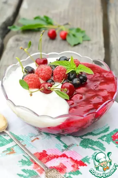 Немецкий десерт из ягод "Роте грютце"