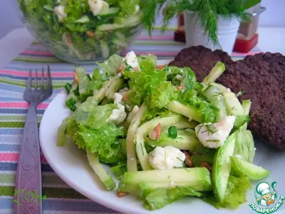 Кабачковый салат с адыгейским сыром
