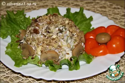 Салат с мясом и грибами фото