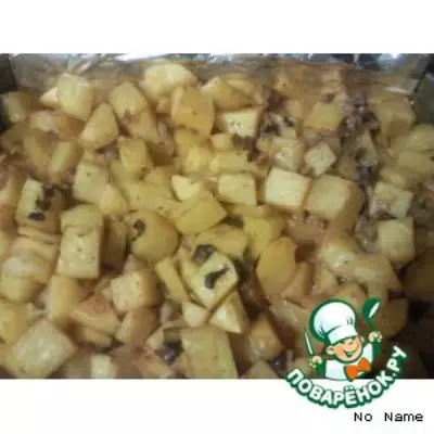 Картофель в сметане, запеченный в духовке