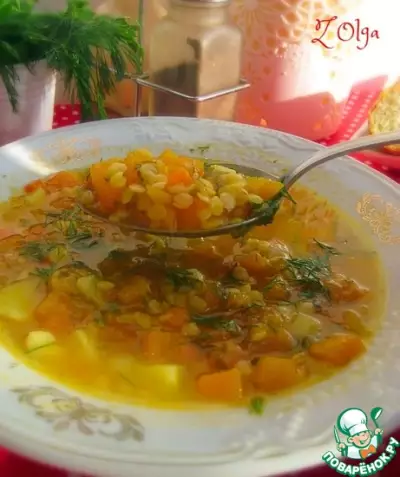 Тыквенно-томатный суп с чечевицей