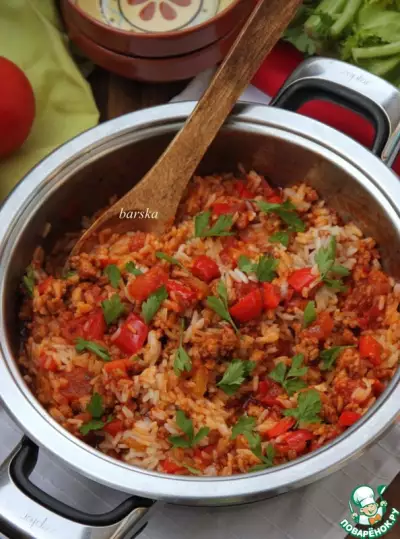 Итальянская сковорода с фаршем, овощами и рисом