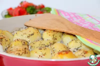 Картофель с рыбой в йогуртовом соусе