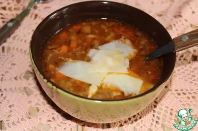 Овощной суп с чечевицей и пармезаном