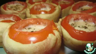 Фаршированные помидоры в тесте для пиццы