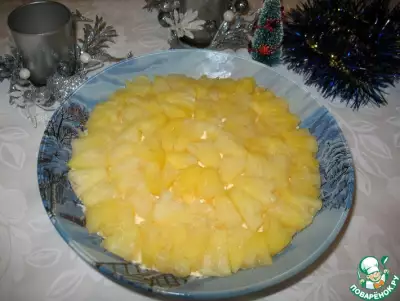 Салат "Курица с ананасами"