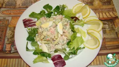 Салат с крабовыми палочками и овощами фото