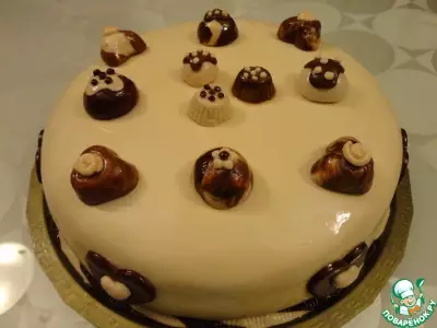 Торт с муссом из белого шоколада