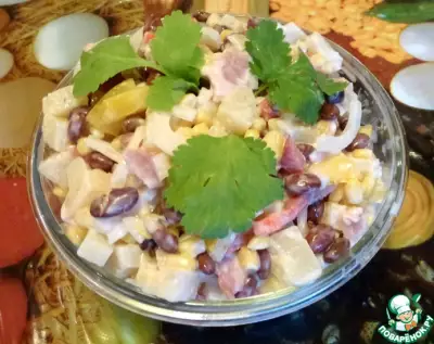 Ленивый салат с беконом и ананасами