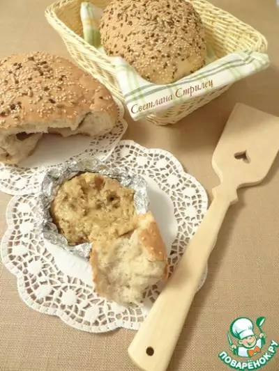 Хлеб тайник с сырно грибным соусом