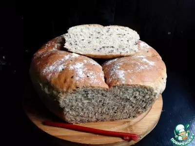 Черемуховый цельнозерновой хлеб с черным кунжутом