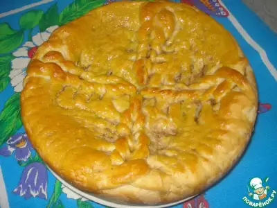 Пирог с квашеной капустой и грибами