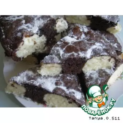 Шоколадный пирог с творожно-кокосовыми шариками