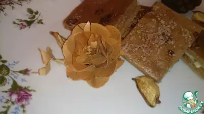 Мини-пирожное с карамелью и шоколадом
