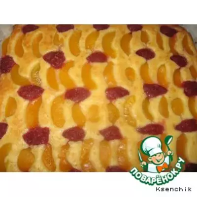 Клубнично - персиковый пирог
