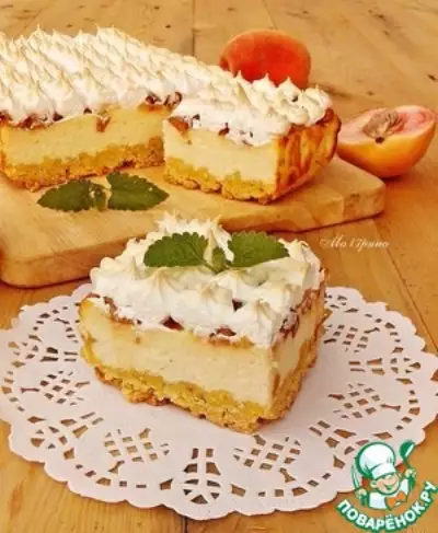Творожной пирог с персиками