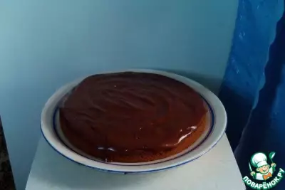 Вишневый пирог с шоколадным кремом