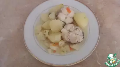 Тушеный картофель в сметане с рыбой