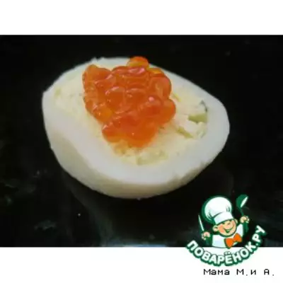 Мини кальмары с икрой фаршированные яичным салатом