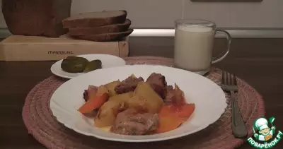 Картофель, тушённый с мясом и овощами