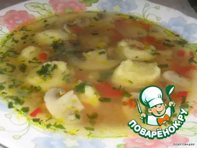 Гречневый суп с грибами и картофельными клецками