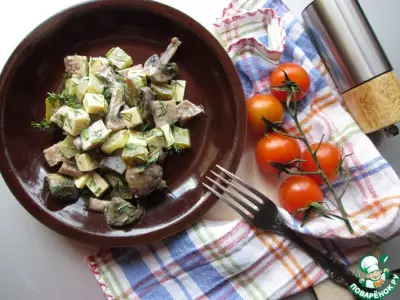 Салат из сельди, грибов и сыра