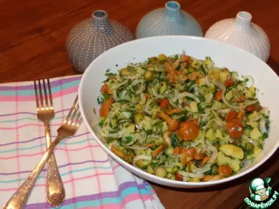 Салат с грибами и маринованным луком