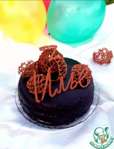 Шоколадный торт с кремом "Рафаэлло"