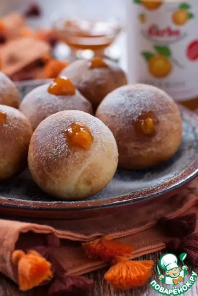 Мини-пончики с абрикосовым конфитюром