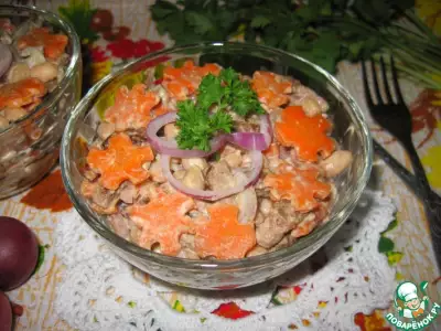 Салат из печени с морковью и фасолью