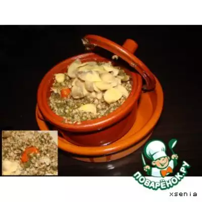Гречневая каша со шпинатом и грибами в горшочках