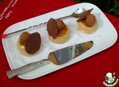Карамельное пирожное с арахисом и шоколадом