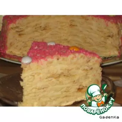 Торт слоеный миндально-кокосовый