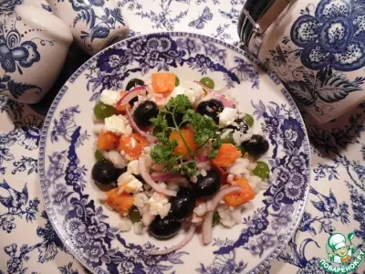 Салат с рисом и виноградом