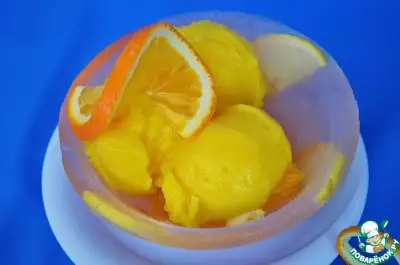 Ледяная чаша с лимонно-апельсиновым сорбетом