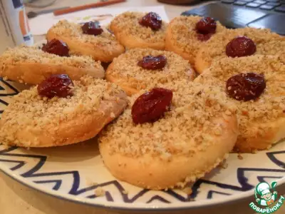 Гогошь-печенье с вишней и орехами