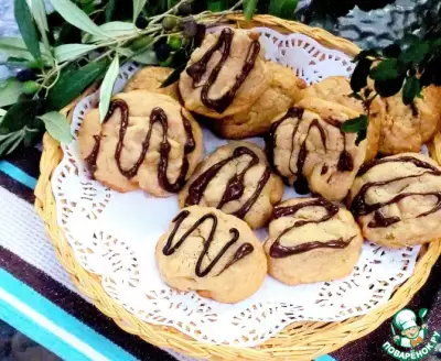 Бисквитное печенье с орехом макадамия