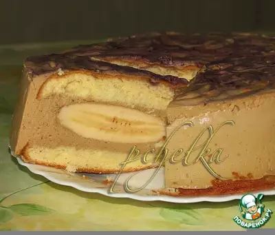 Сливочно-кофейный торт с бананами