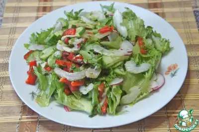 Салат с сельдереем и редисом