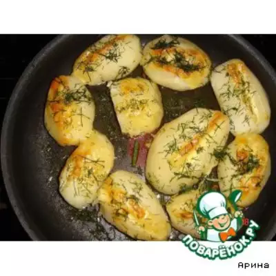 Запеченный картофель с сырной полоской
