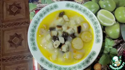 Сырный суп с сухариками в мультиварке