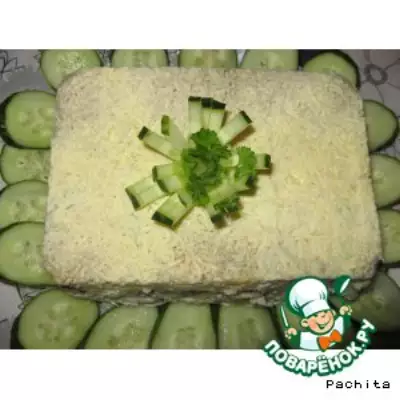 Слоеный салат кирпичик с курочкой