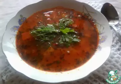 Томатный суп с колбасками