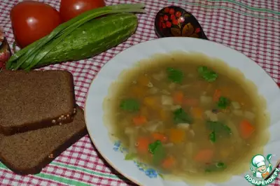 Гороховый суп с чечевицей и копченой морковью