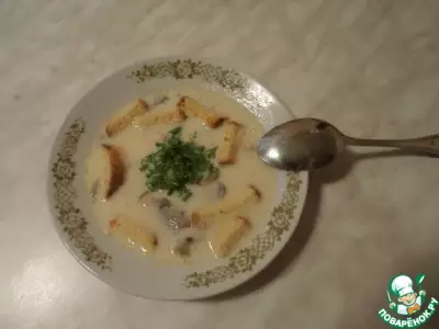Сырно-сливочный суп с шампиньонами