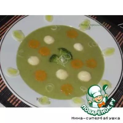 Суп-крем с творожными шариками Зеленая полянка