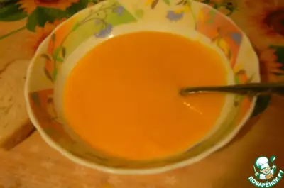 Тыквенный суп-пюре с имбирем и сельдереем