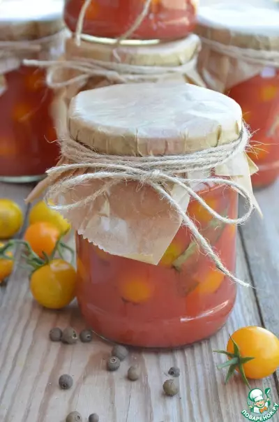 Острые помидоры черри в томатном соке